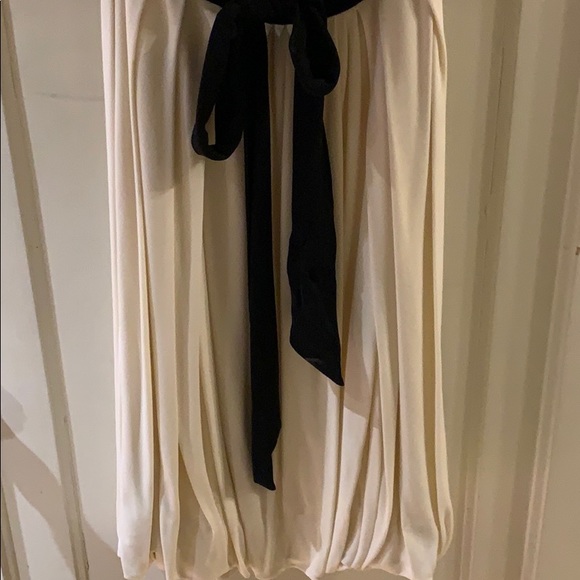 Strapless dress - Picture 2 of 4